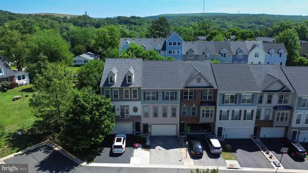1403 Occoquan Heights Ct, OCCOQUAN, VA 22125