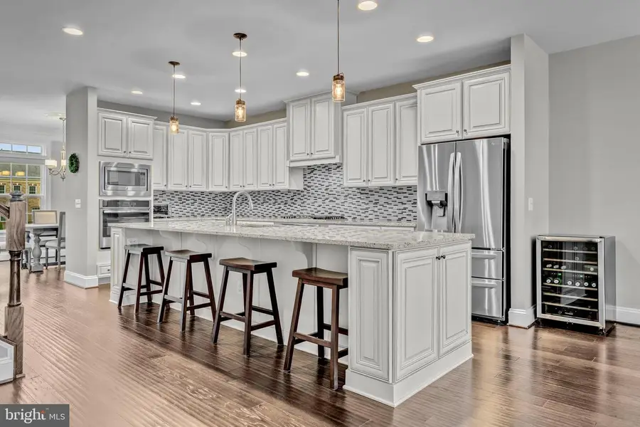 7102 Darbey Knoll Dr, Gainesville, VA 20155 - #2