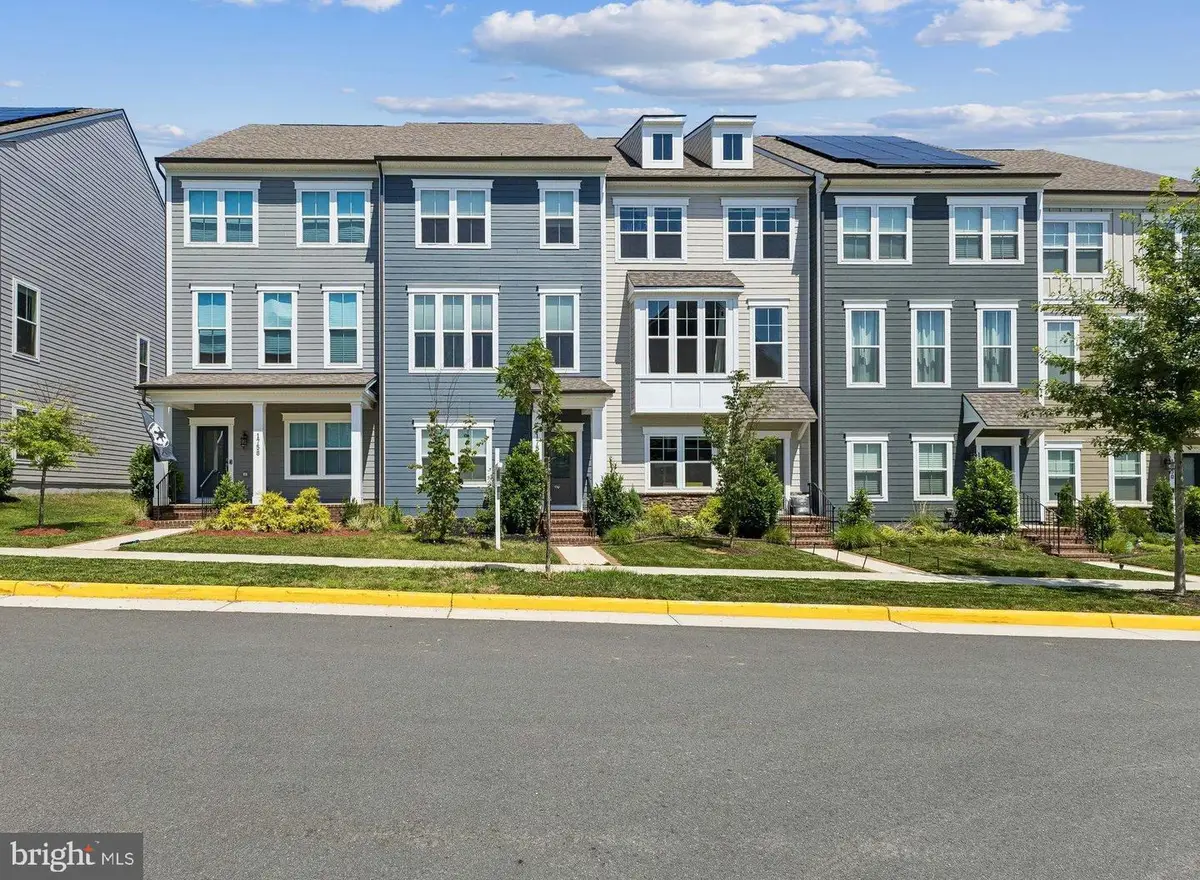 1756 Hickory Woods Rd, Dumfries, VA 22026 - #1