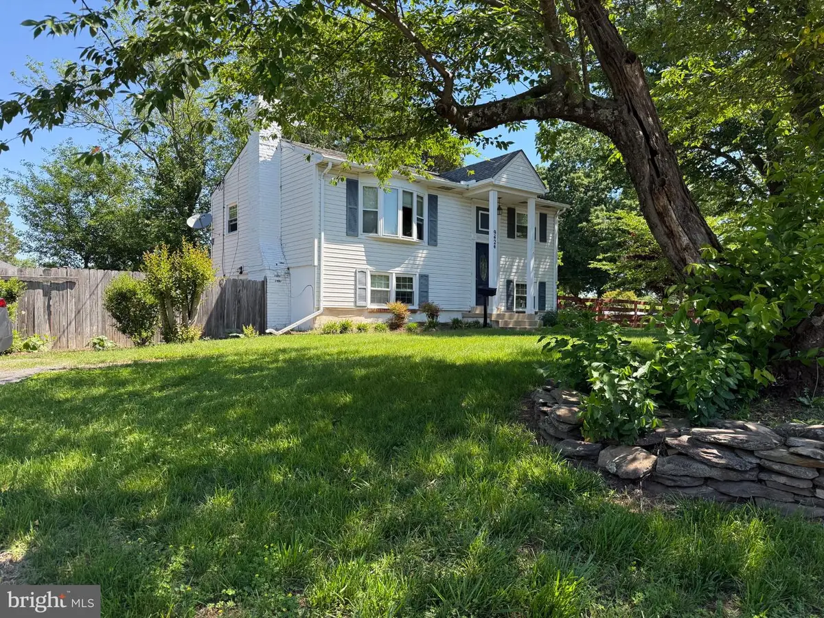 9424 Westmoreland Ave, Manassas, VA 20110 - #1