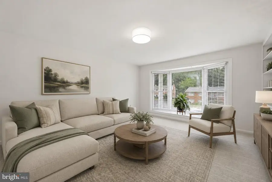 14802 Dodson Dr, Woodbridge, VA 22193 - #3