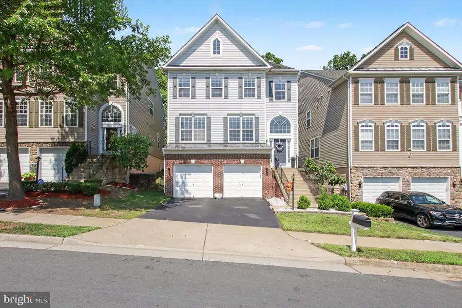 3157 Eagle Ridge Dr, Woodbridge, VA 22191 - #2