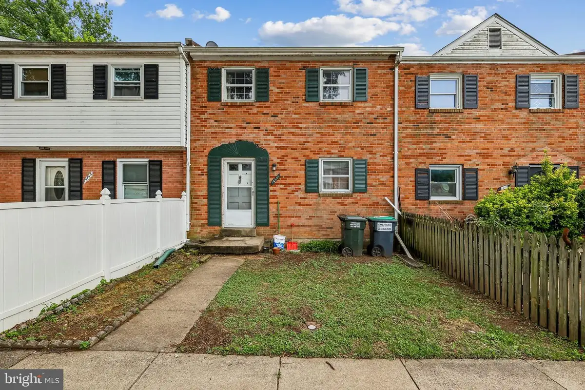 14447 Village Dr, Woodbridge, VA 22191 - #1
