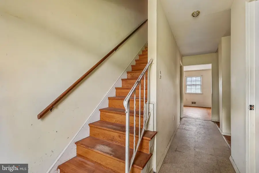 14447 Village Dr, Woodbridge, VA 22191 - #3