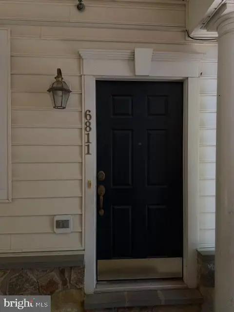6811 Hampton Bay Ln, Gainesville, VA 20155 - #3
