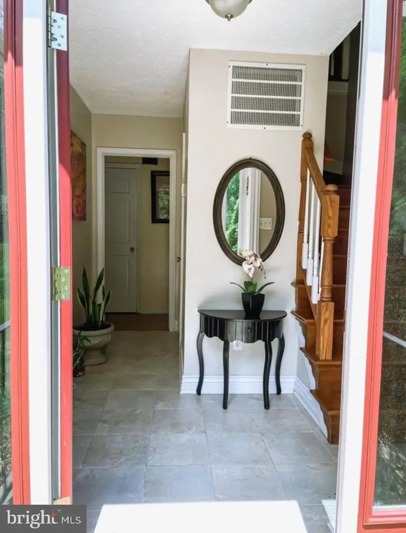 16052 Simon Kenton Rd, Haymarket, VA 20169 - #3