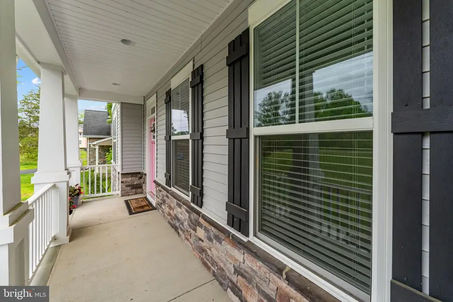 15609 Thoroughfare Rd, Gainesville, VA 20155 - #2