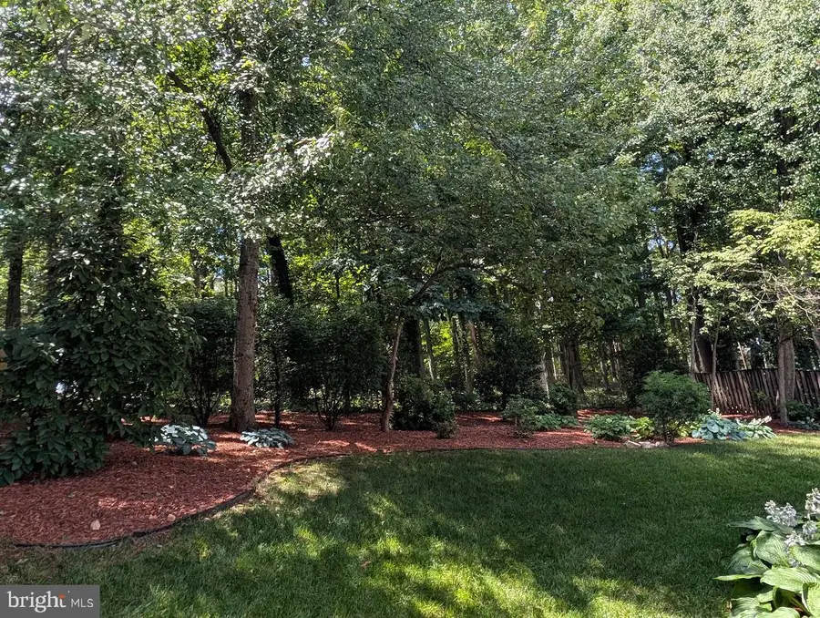 4917 Frishman Ct, Woodbridge, VA 22193 - #3