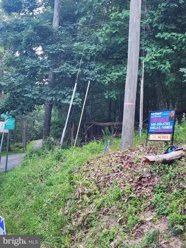 1881 Ridge Rd, HAYMARKET, VA 20169