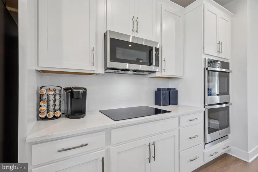 14182 Slate St, Woodbridge, VA 22193 - #3
