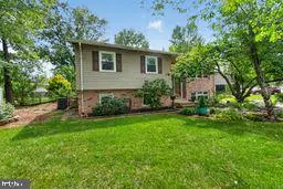 9601 Greenview Ln, Manassas, VA 20109 - #2