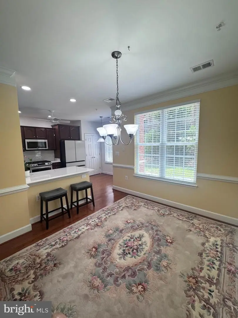 7055 Heritage Hunt Dr #111, Gainesville, VA 20155 - #3