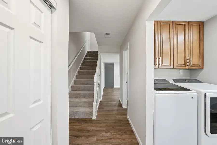 3529 Beale Ct, Woodbridge, VA 22193 - #2