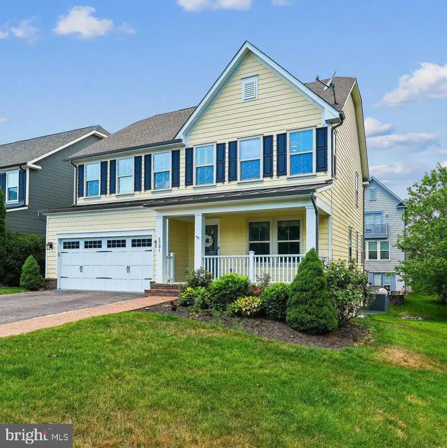 2301 Harmsworth Dr, Dumfries, VA 22026 - #2