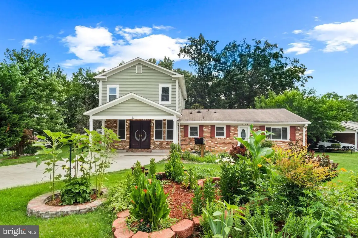 3709 Forestdale Ave, Woodbridge, VA 22193 - #1