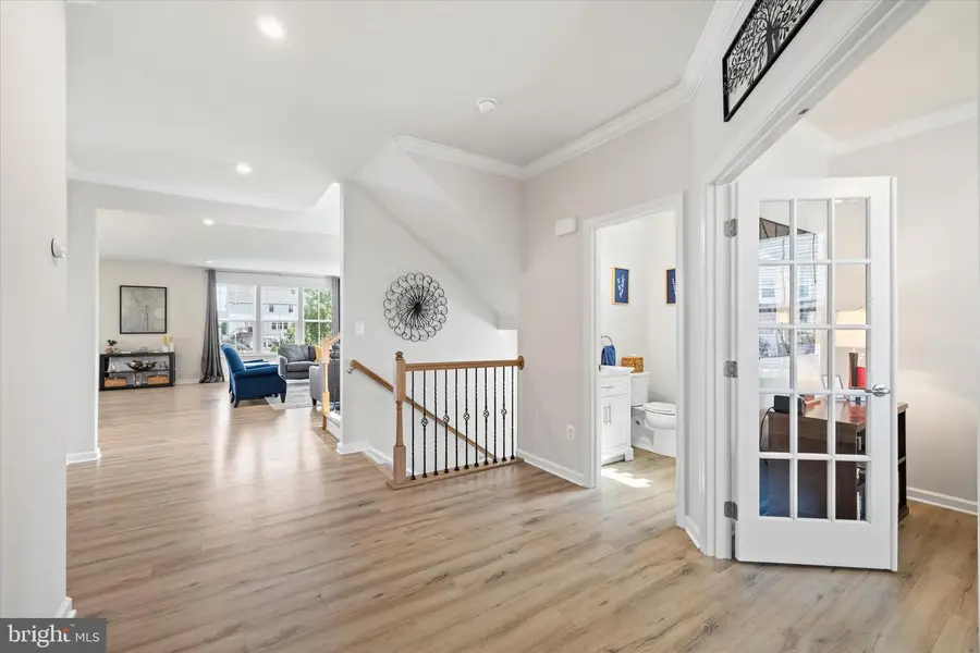 12528 Southington Dr, Woodbridge, VA 22192 - #3
