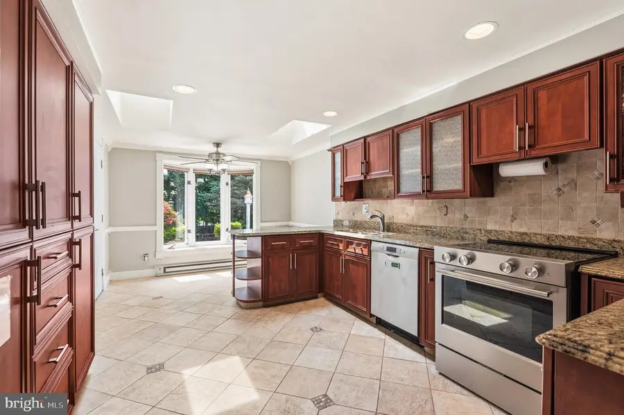 13717 Gran Deur Dr, Woodbridge, VA 22193 - #2
