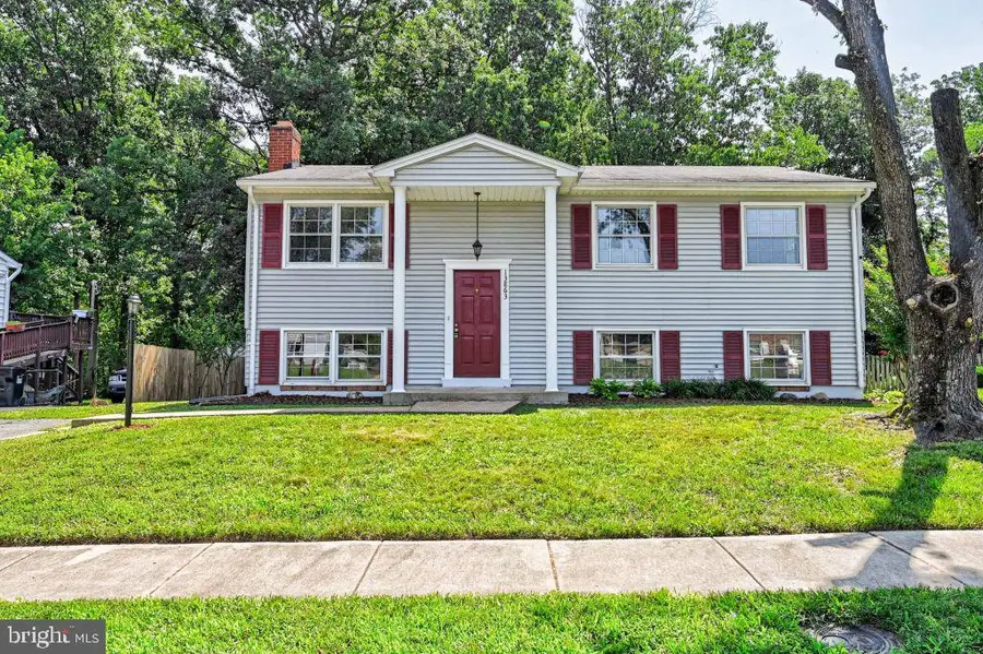 13863 Langstone Dr, Woodbridge, VA 22193 - #2