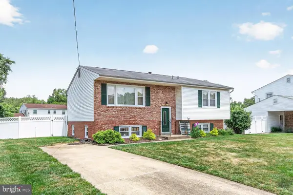 4130 Bassett Ct, DUMFRIES, VA 22026