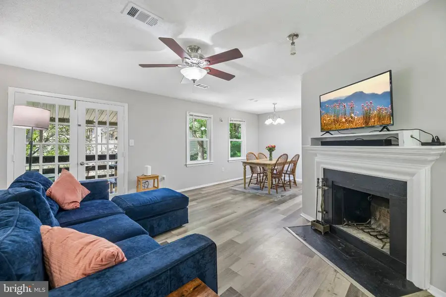2841 Chablis Cir, Woodbridge, VA 22192 - #2