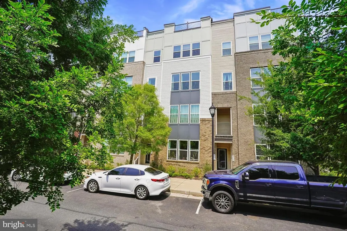 2590 Neabsco Common Pl #51, Woodbridge, VA 22191 - #1