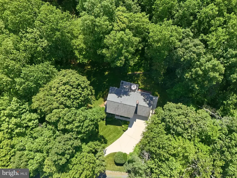 11211 Caisson Ct, Woodbridge, VA 22192 - #2