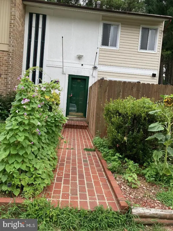 2660 Seville Cir, WOODBRIDGE, VA 22192