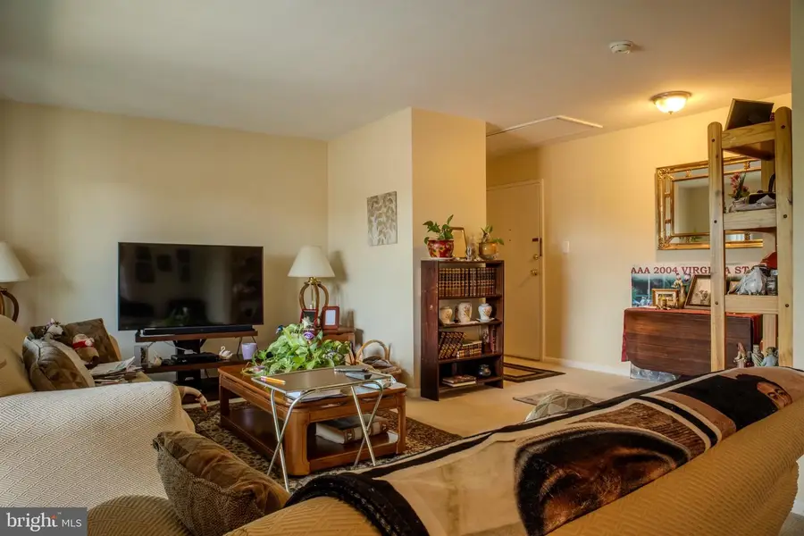 10629 Provincial Dr, Manassas, VA 20109 - #3