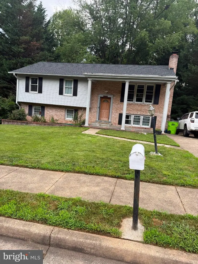 3924 Forge Dr, Woodbridge, VA 22193 - #1