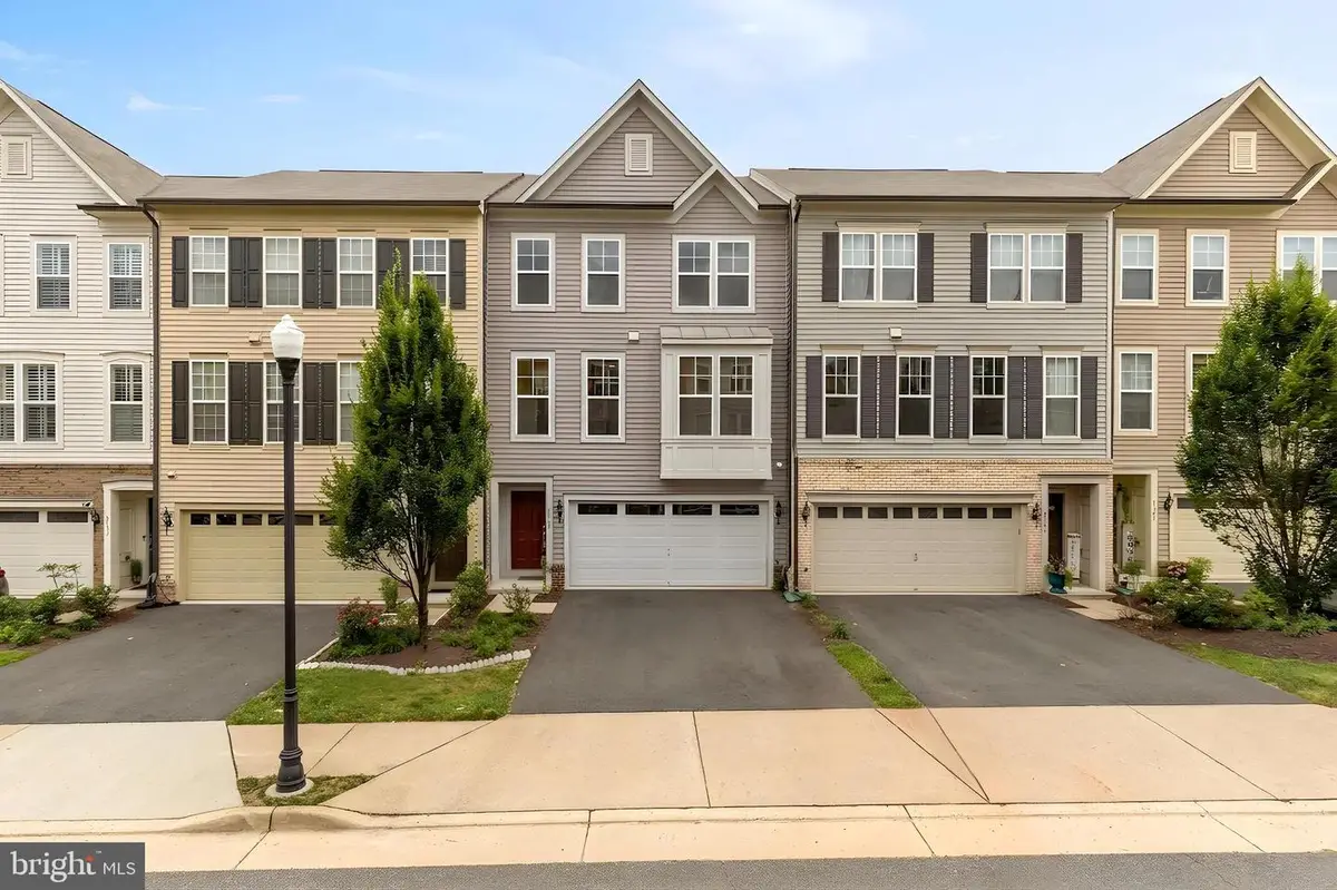 8141 Honey Bee Way, Manassas, VA 20111 - #1