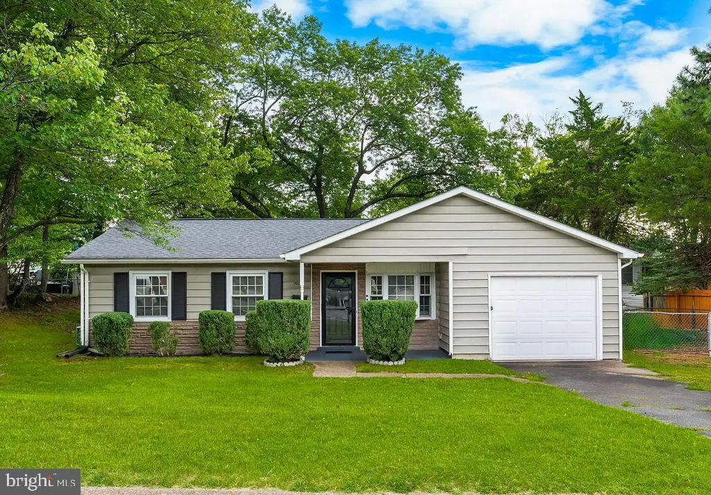 15105 Cloverdale Rd, Woodbridge, VA 22193 - #1