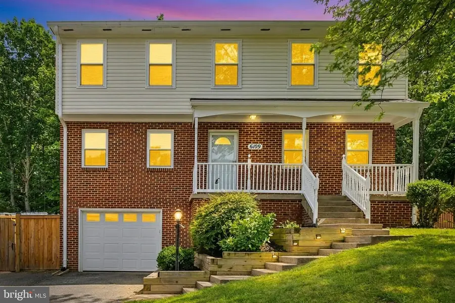 6109 Plainville Ln, Woodbridge, VA 22193 - #2