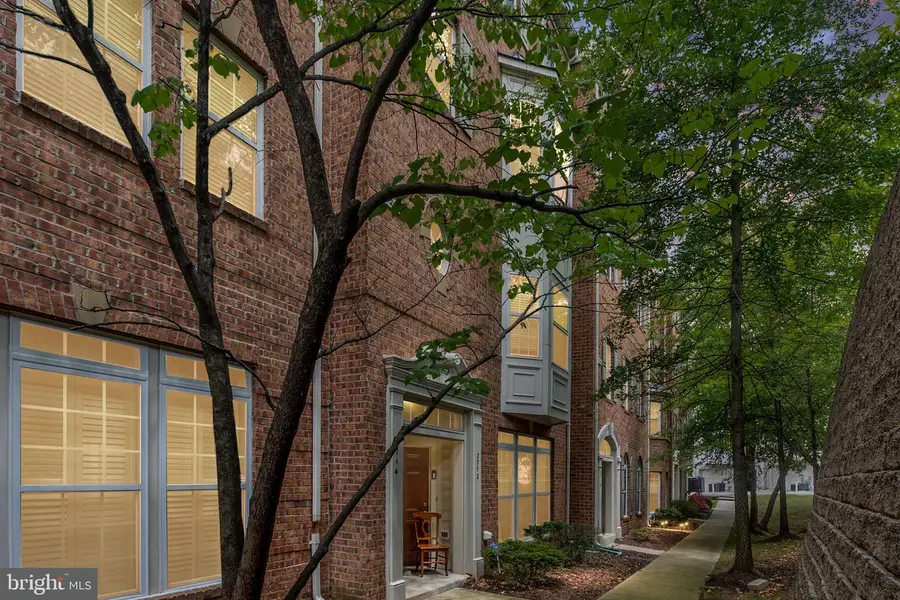 2714 Sheffield Hill Way, Woodbridge, VA 22191 - #2