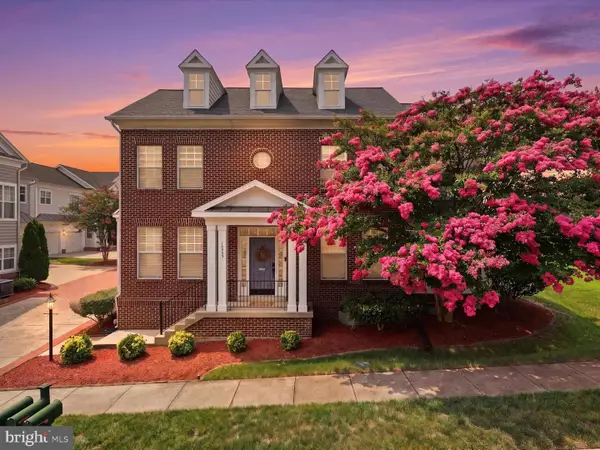 10009 Orland Stone Dr, BRISTOW, VA 20136