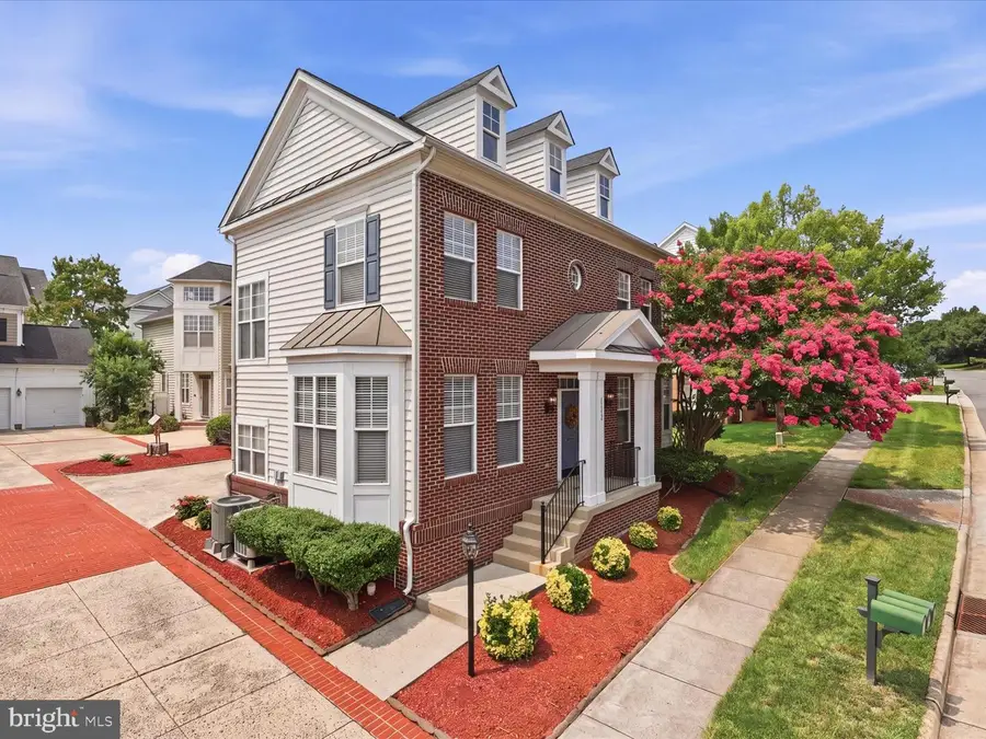 10009 Orland Stone Dr, Bristow, VA 20136 - #3