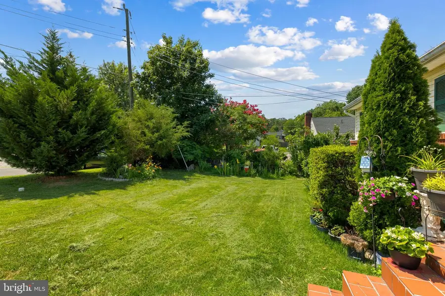 13803 Knowles St, Woodbridge, VA 22191 - #3