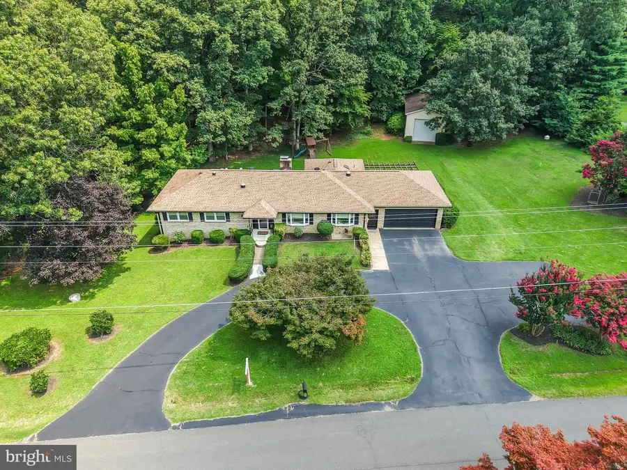 6916 Harvey Rd, Manassas, VA 20112 - #2