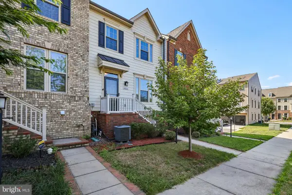 18002 Red Cedar Rd, DUMFRIES, VA 22026
