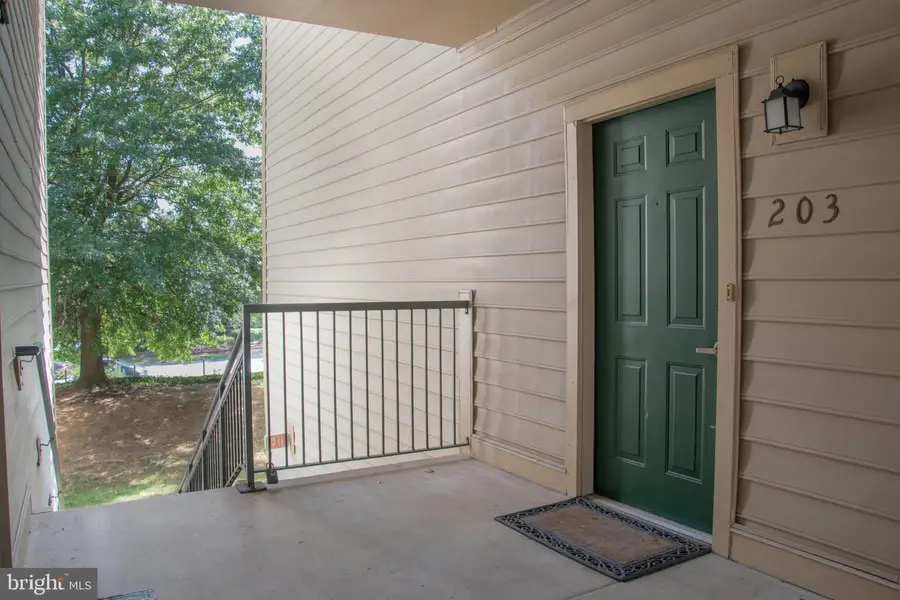 1060 Gardenview Loop #203, Woodbridge, VA 22191 - #3