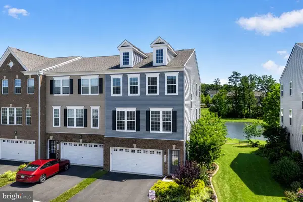 8962 Englewood Farms Dr, MANASSAS, VA 20112