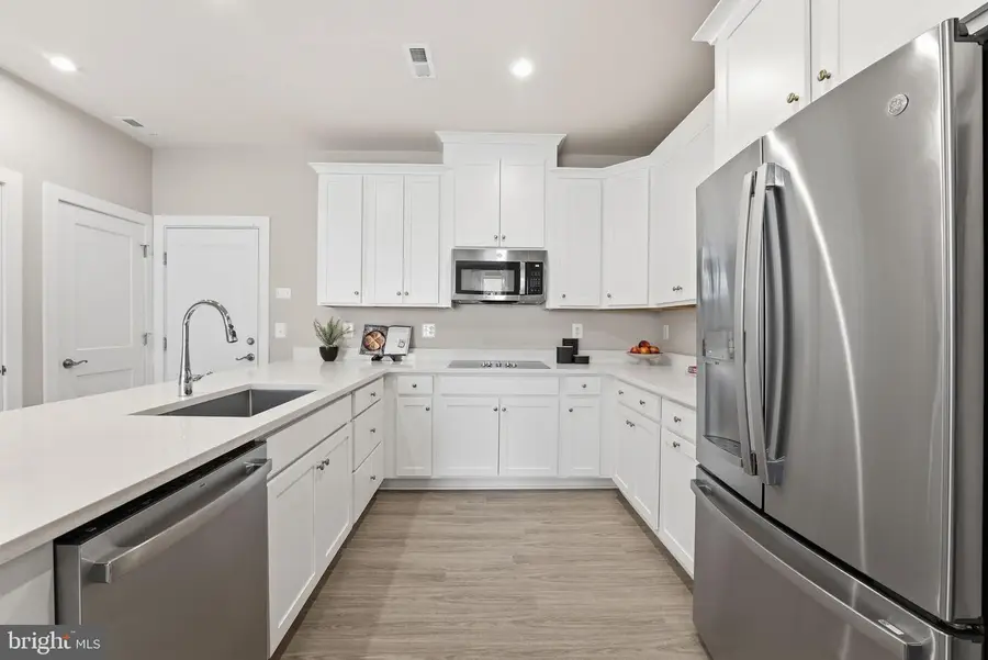 3745 Amethyst Ave, Woodbridge, VA 22193 - #2