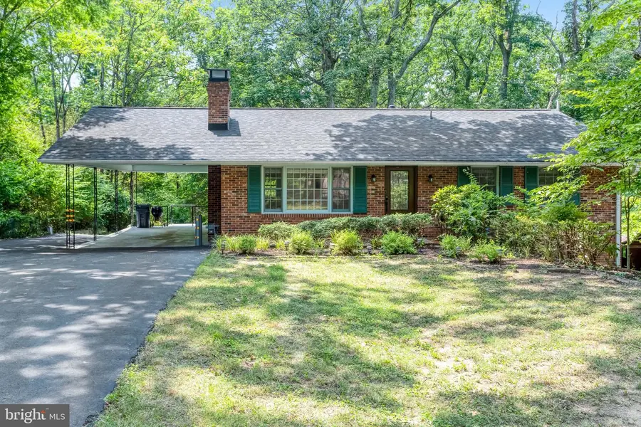 18355 Sharon Rd, Triangle, VA 22172 - #2