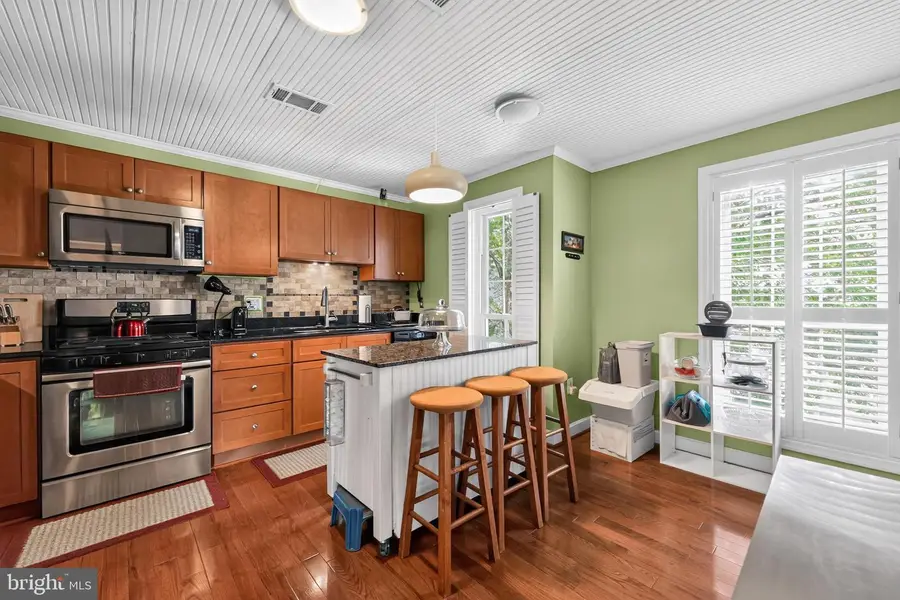 12078 Cardamom Dr, Woodbridge, VA 22192 - #3