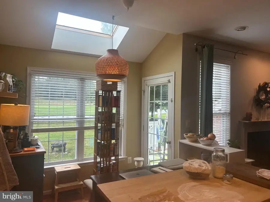5604 Wheelwright Way, Haymarket, VA 20169 - #3