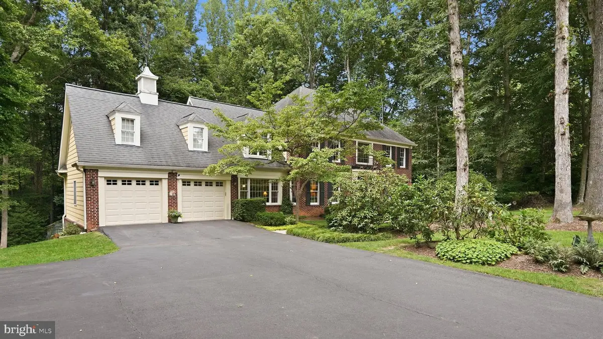 6700 Fox Den Rd, Manassas, VA 20112 - #1