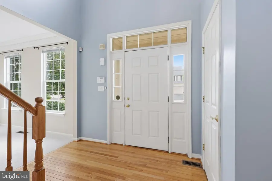 10873 Peachwood Dr, Manassas, VA 20110 - #2
