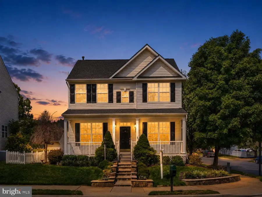 12494 Iona Sound Dr, Bristow, VA 20136 - #2