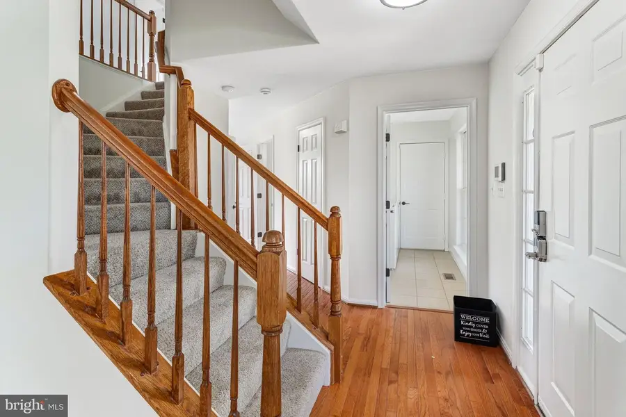 13821 Rosewood Dr, Woodbridge, VA 22193 - #2