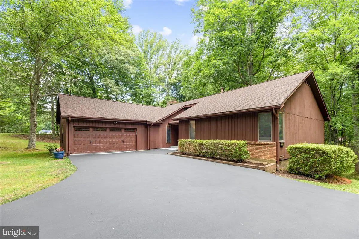 12212 Woodlark Ct, Manassas, VA 20112 - #1