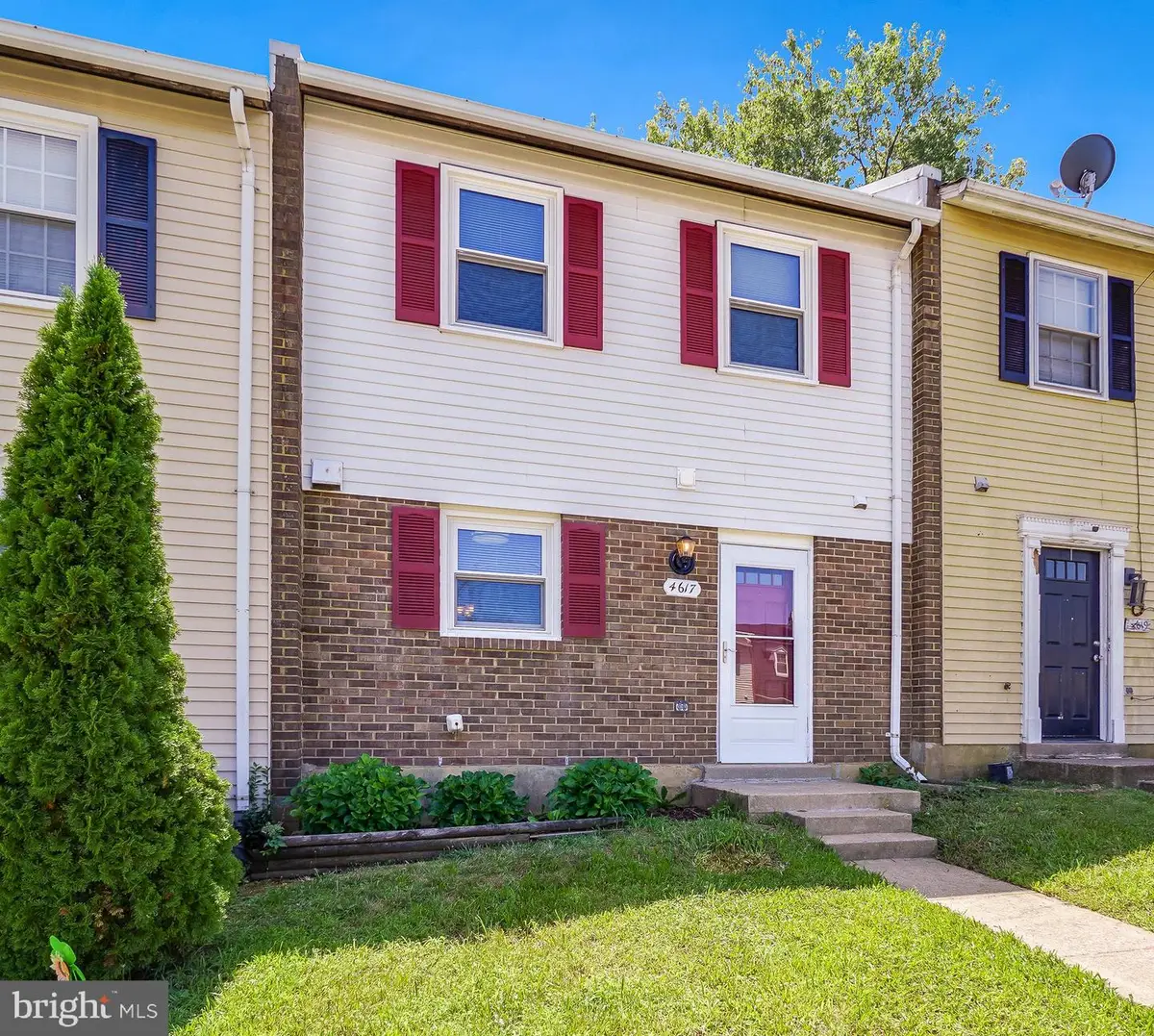 4617 Whitaker Pl, Woodbridge, VA 22193 - #1